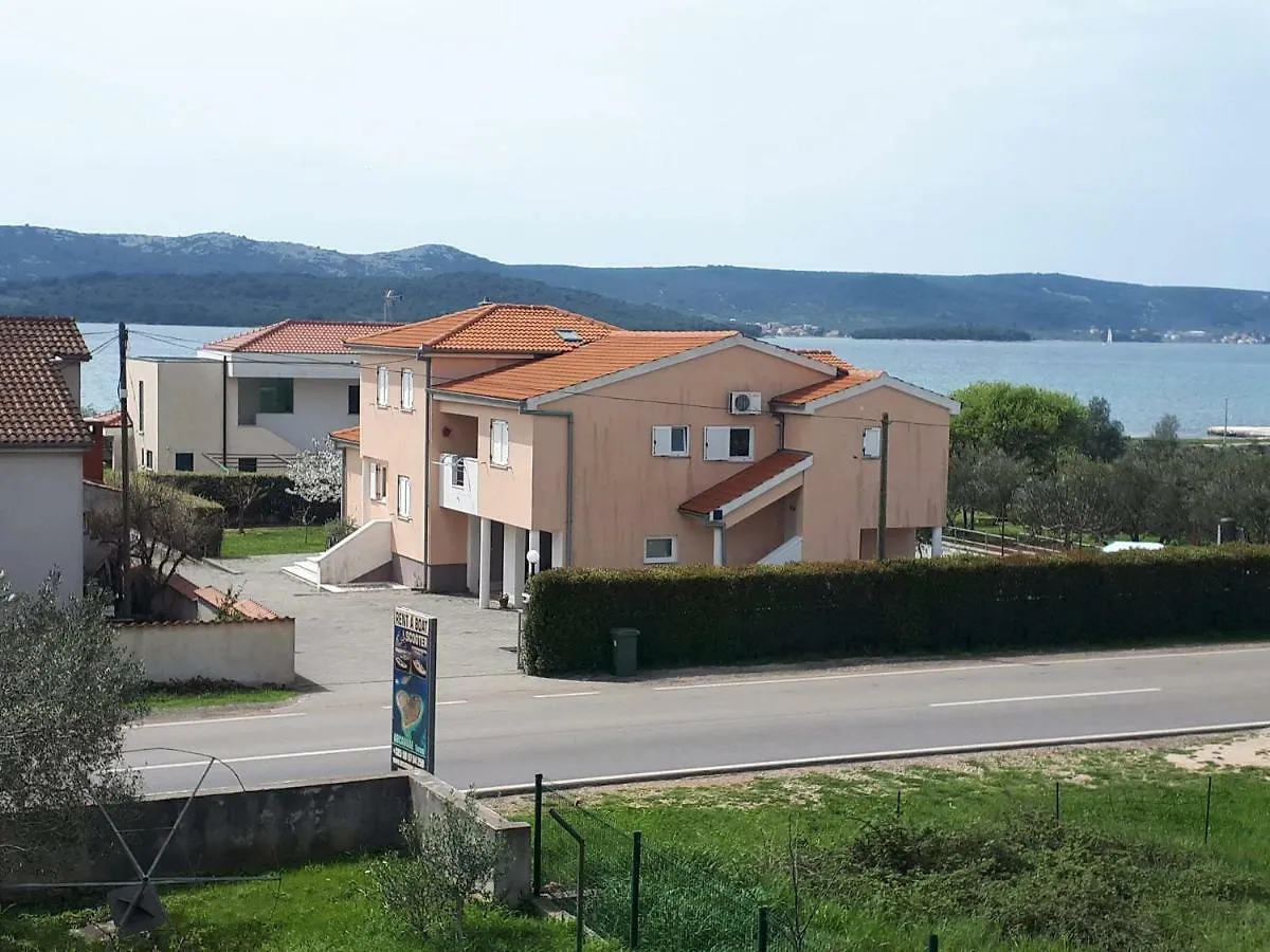 Apartment Ivana Turanj